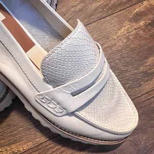 Dolce Vita cream loafers size 10